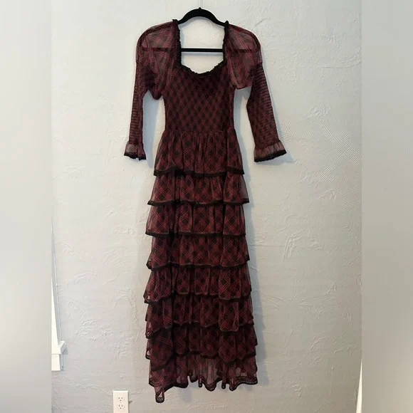 Amy Jane London Dresses | Amy Jane London Red & Black Luna Tulle Maxi Dress | Color: Black/Red | Size: M | Katybellotte's Closet Amy Jane London Dresses | Amy Jane London Red & Black Luna Tulle Maxi Dress | Color: Black/Red | Size: M | Katybellotte's Closet